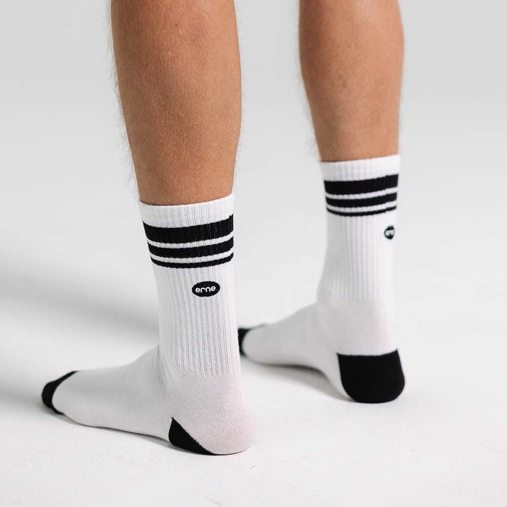 Pickleball erne Crew Socks - Unisex Black/White